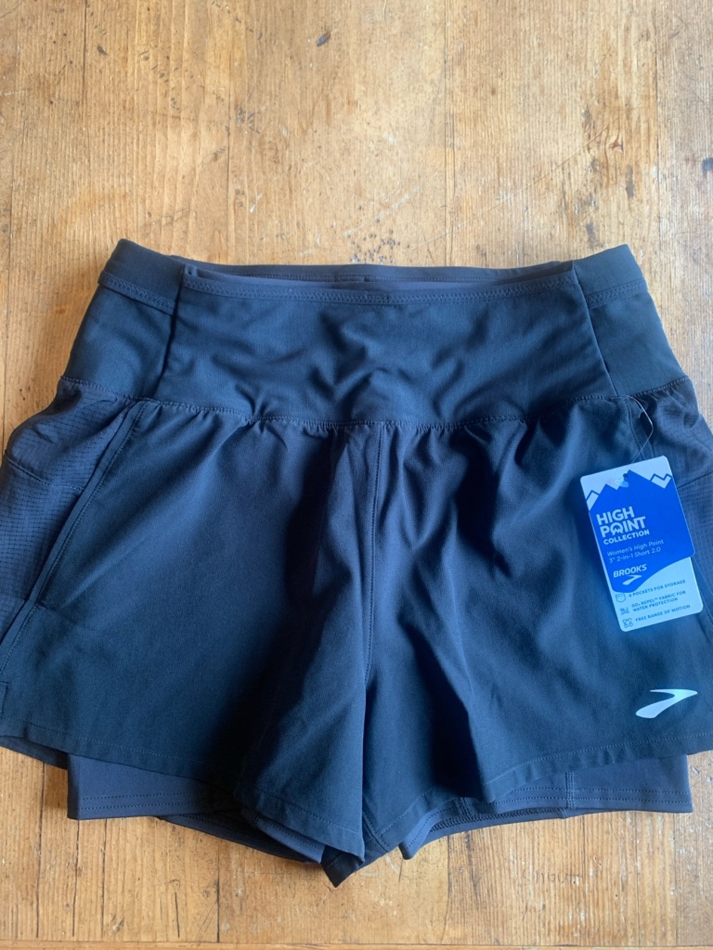 Brooks Black Women’s Athletic Running Shorts - Picture 3 of 16